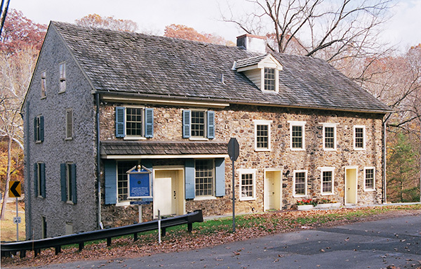Square Tavern